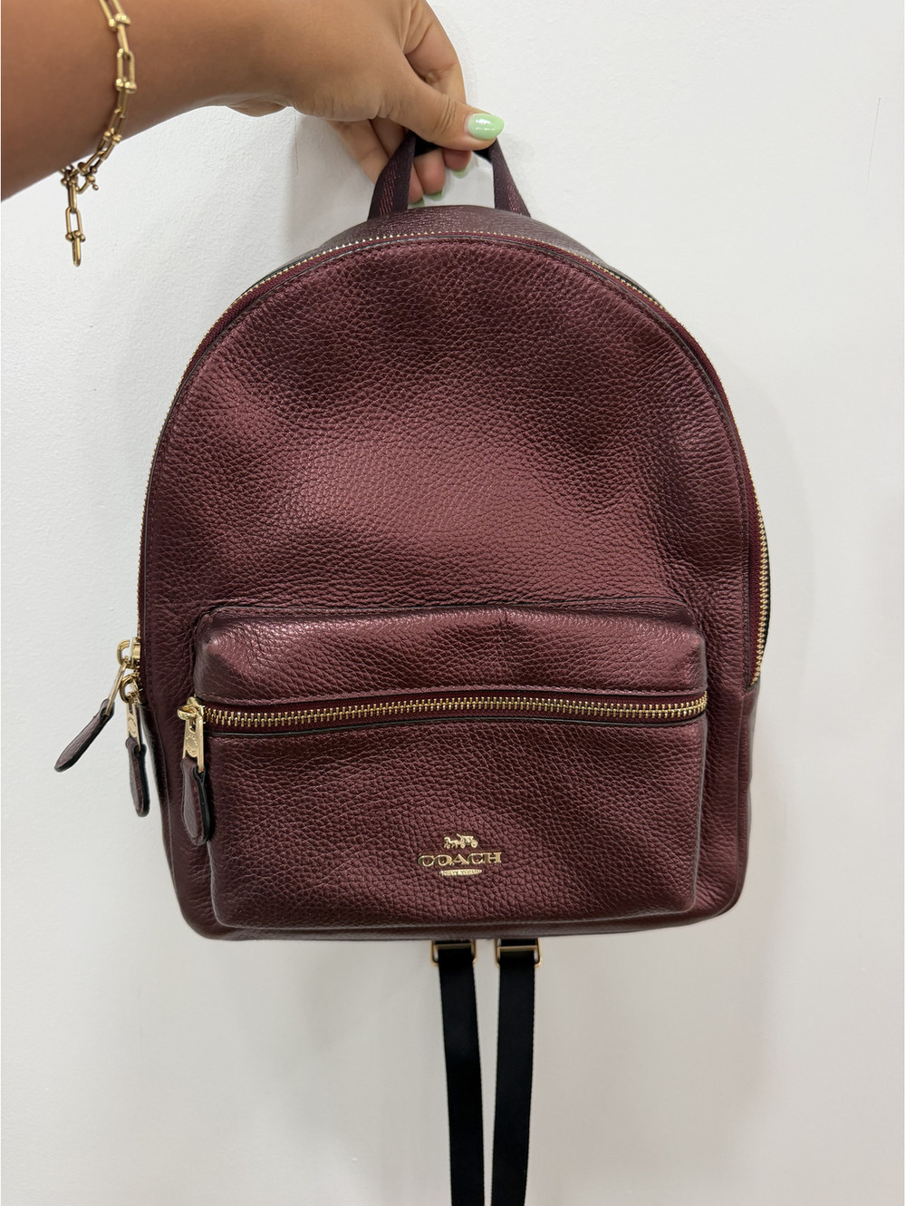 Coach EUC Charlie Metallic Wine Pebbled Leather medium Backpack with hang tag
